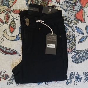 The Limited Tall High Rise Black Jegging 6L NWT